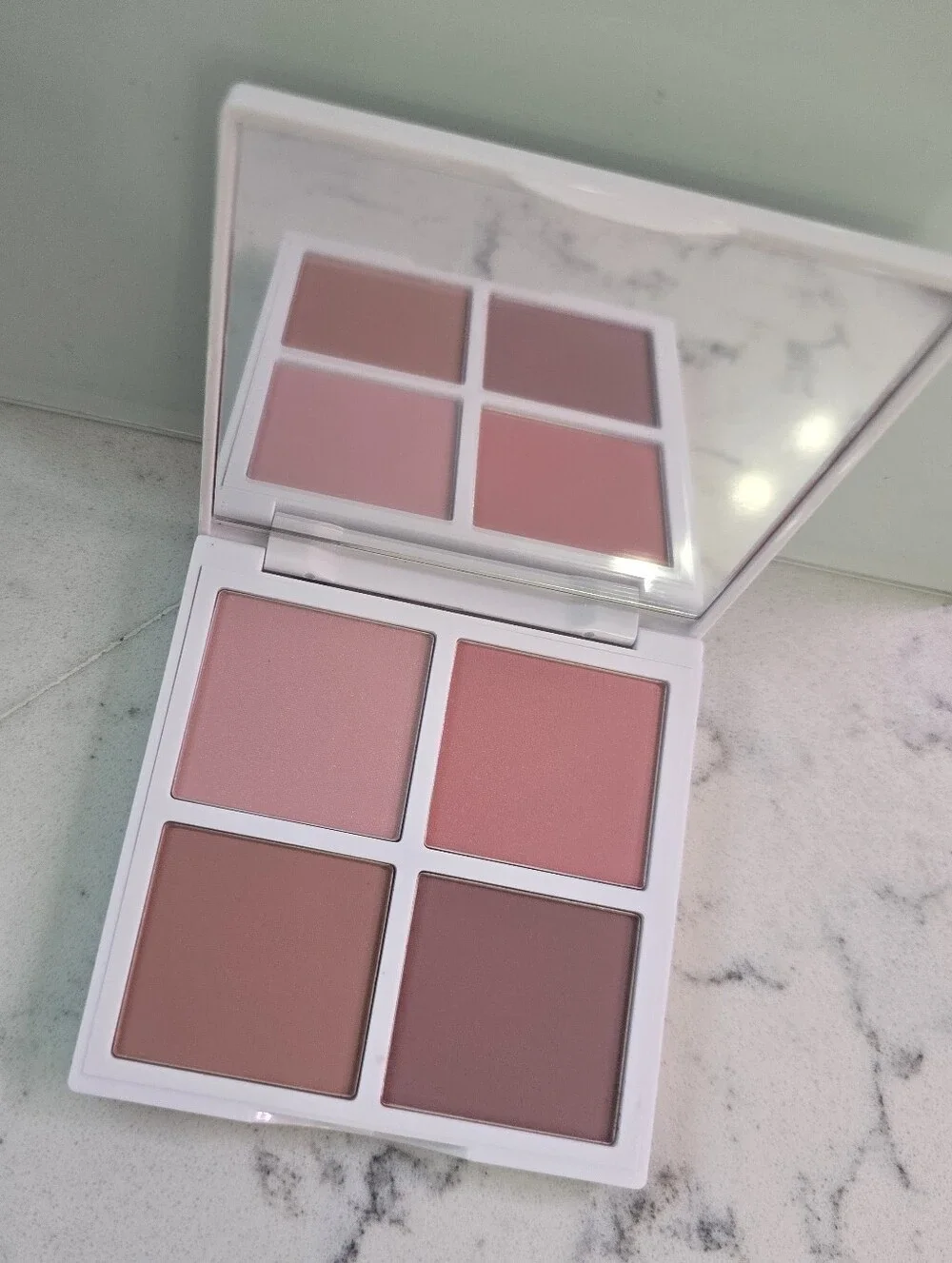 Lithe Sunset Blush Box NIB